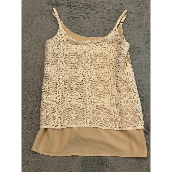 CAbi Tops - Cabi Lace Overlay Cami Tank Top Womens Small Ivory Floral Crochet Layered 798